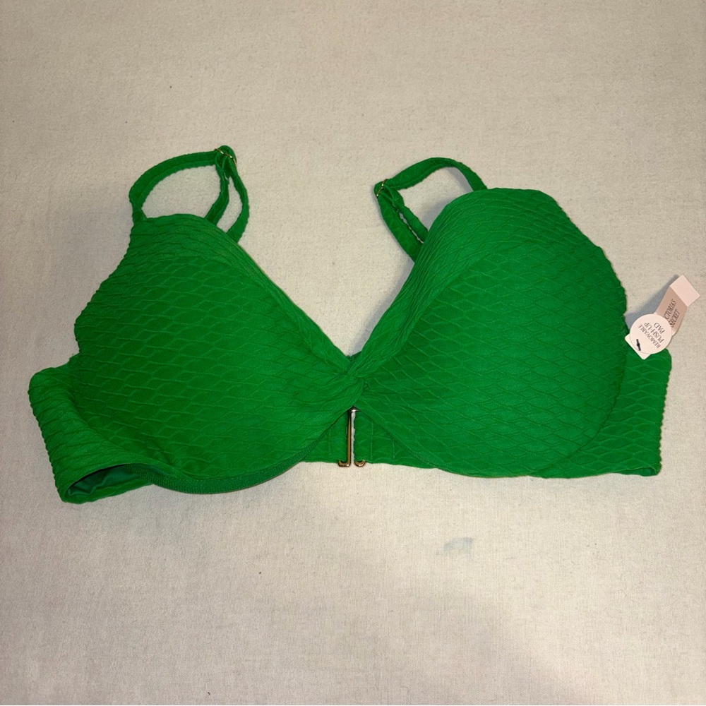 NWT Victoria Secret TWIST FRONT Push Up Bikini Top Underwire Textured Green 38C